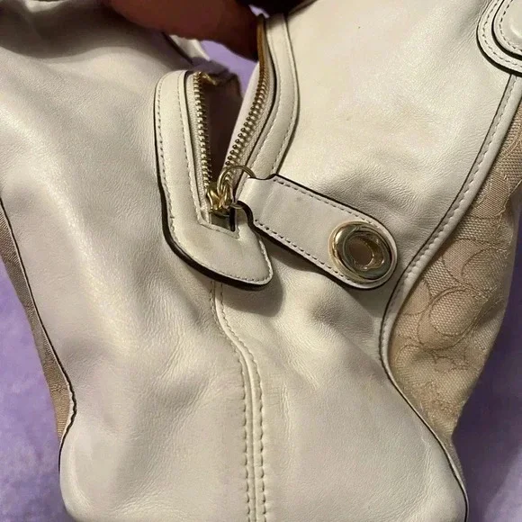 Coach bag(rare) - Picture 3 of 15